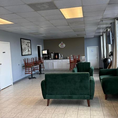Hotel Super 8 By Wyndham Manassas Zewnętrze zdjęcie