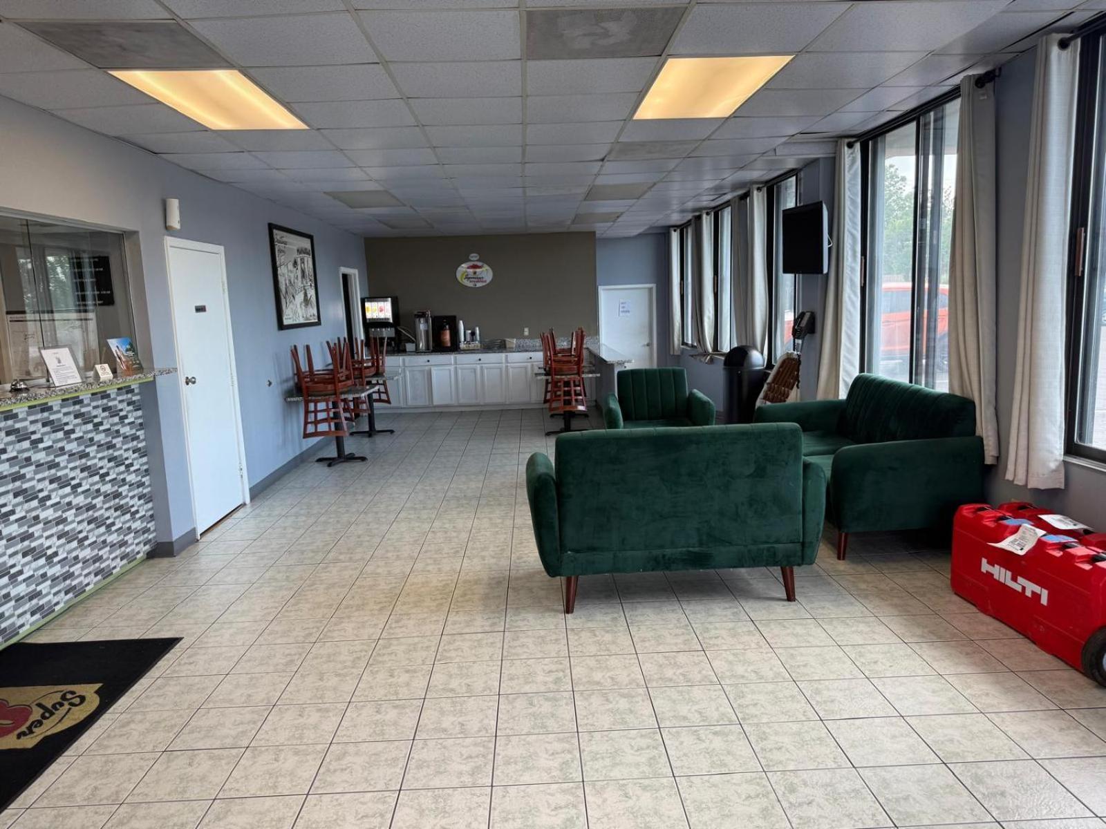 Hotel Super 8 By Wyndham Manassas Zewnętrze zdjęcie